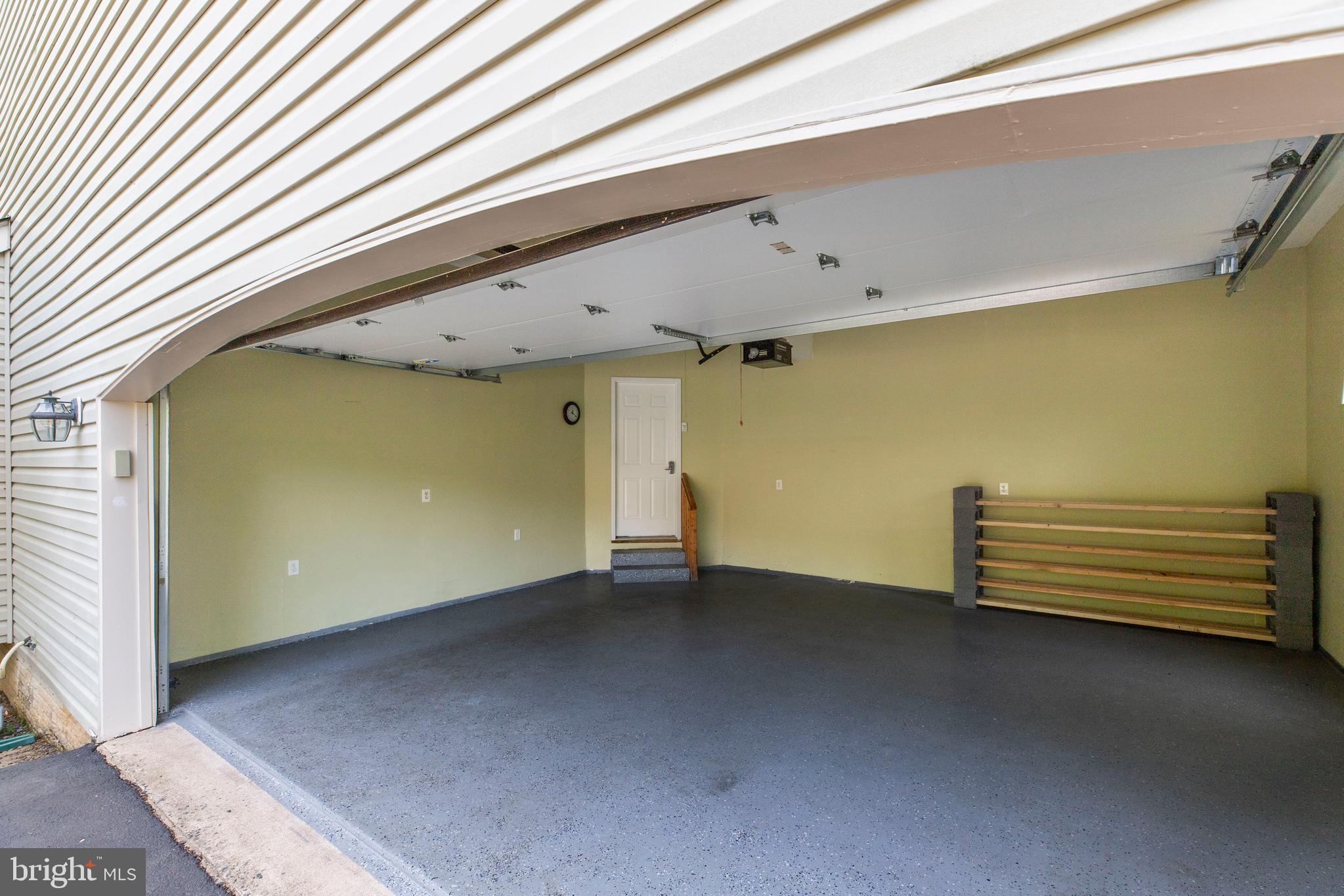 PARKSIDE MANOR - Residential