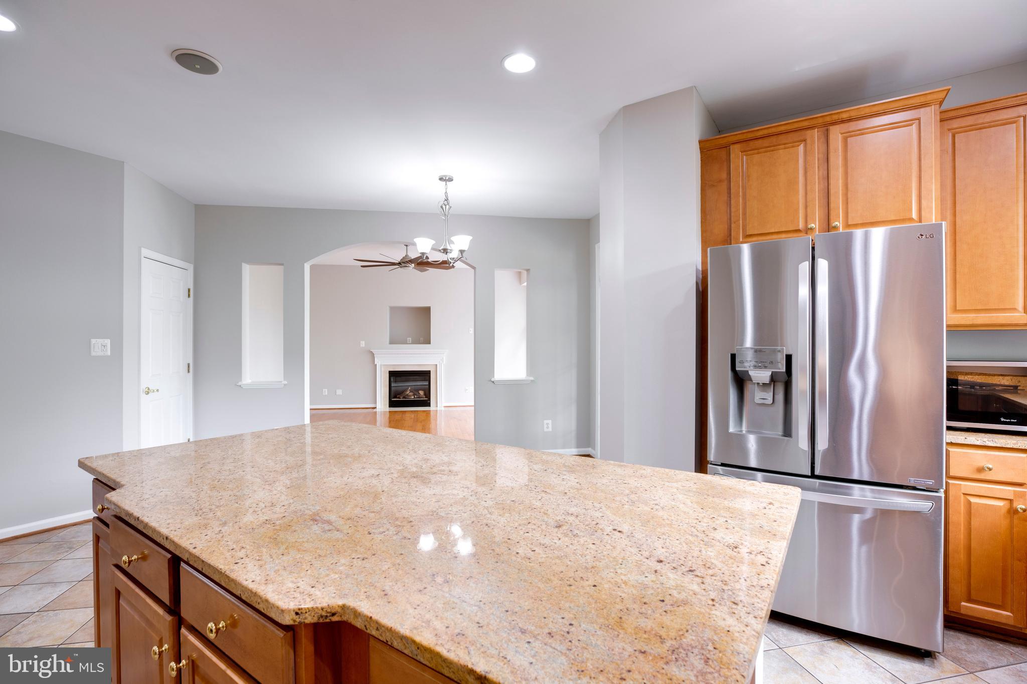 PARKSIDE MANOR - Residential