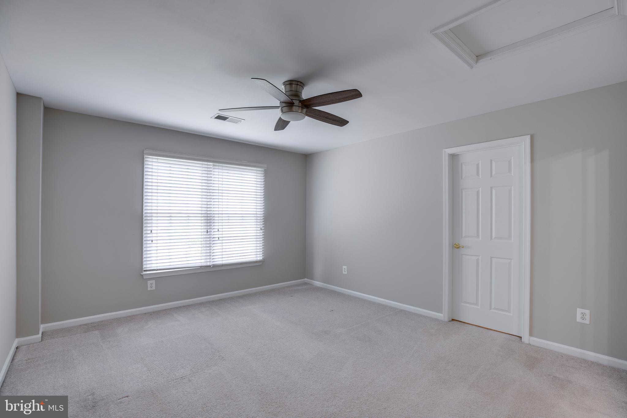 PARKSIDE MANOR - Residential