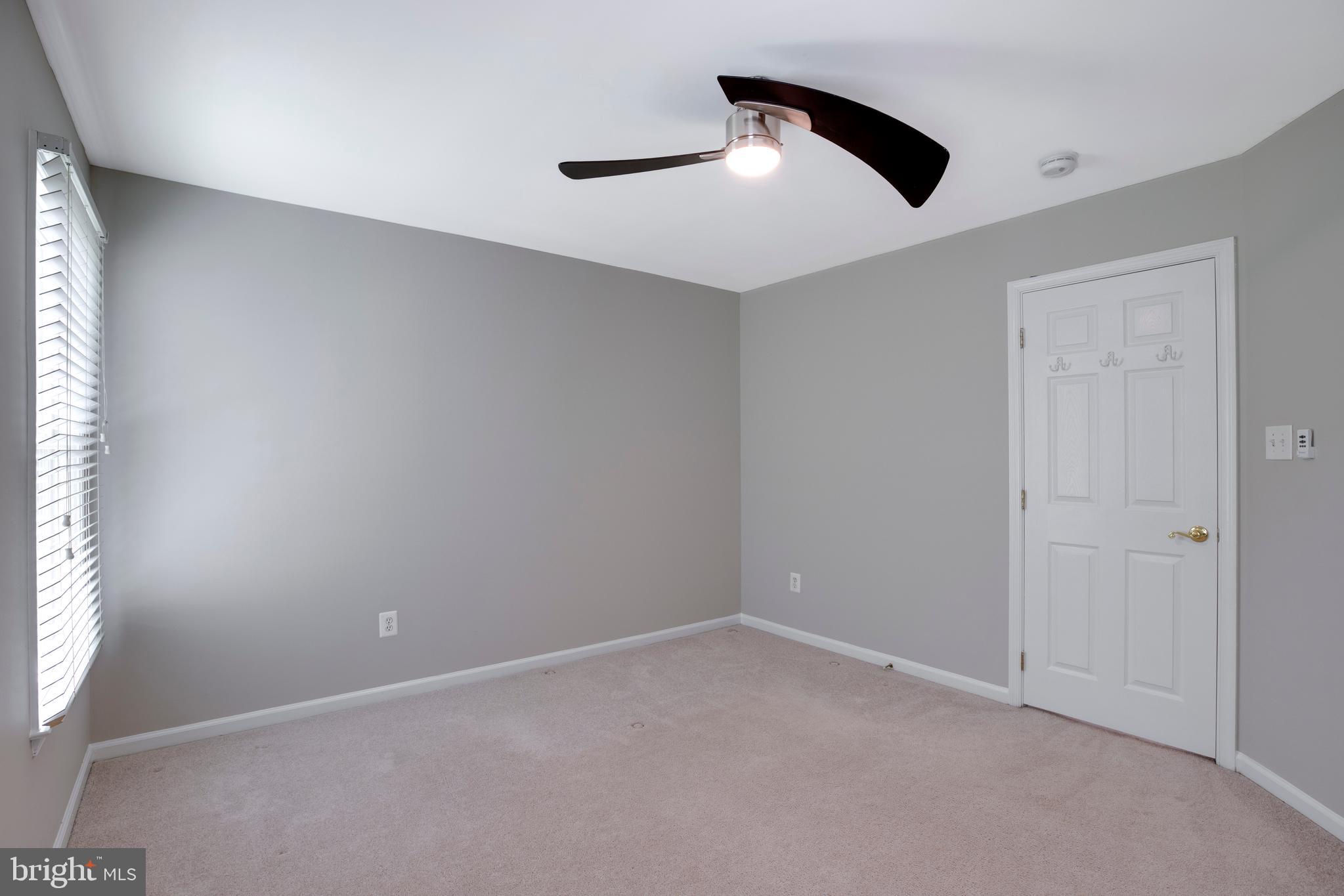 PARKSIDE MANOR - Residential