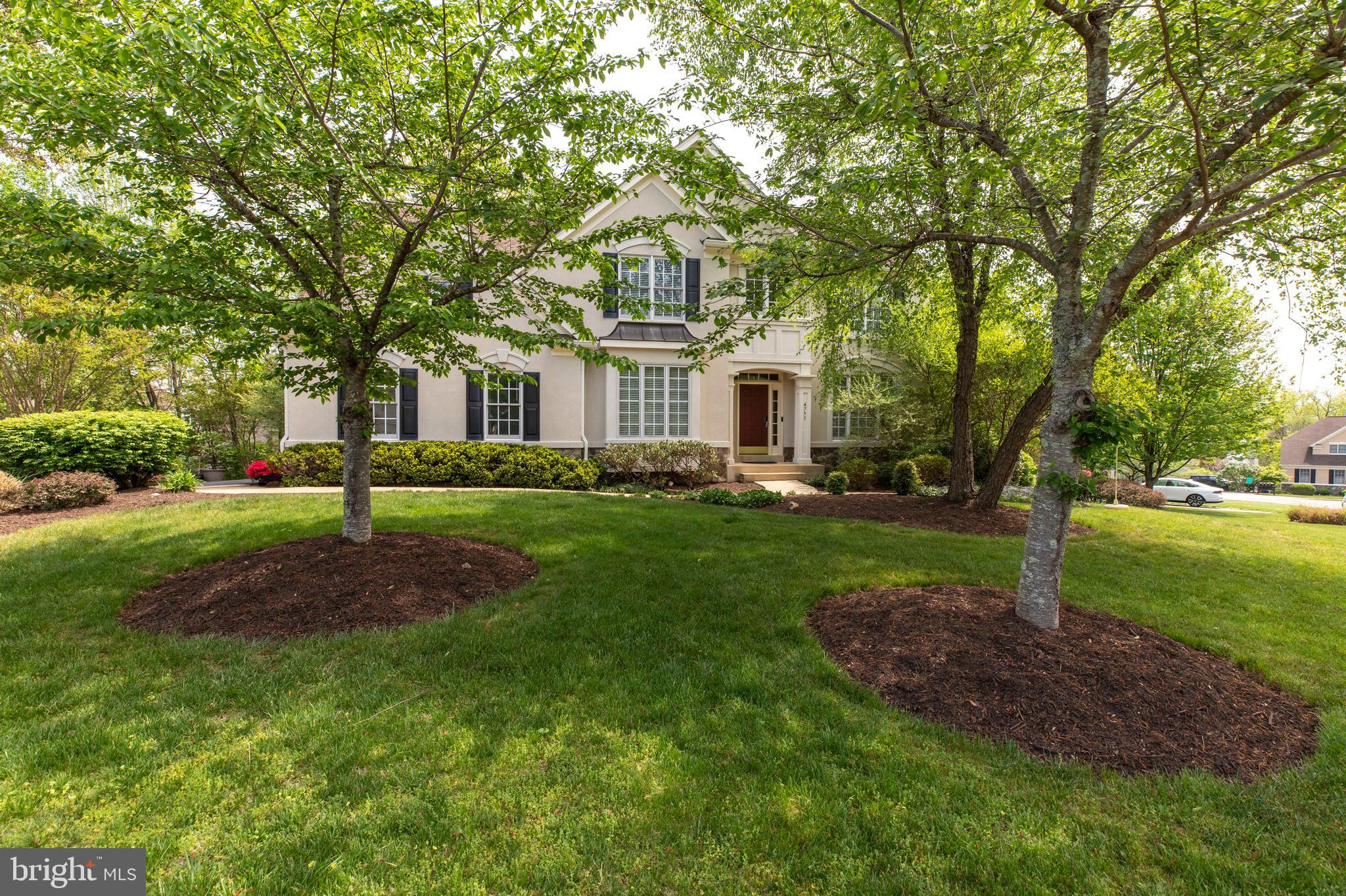 PARKSIDE MANOR - Residential