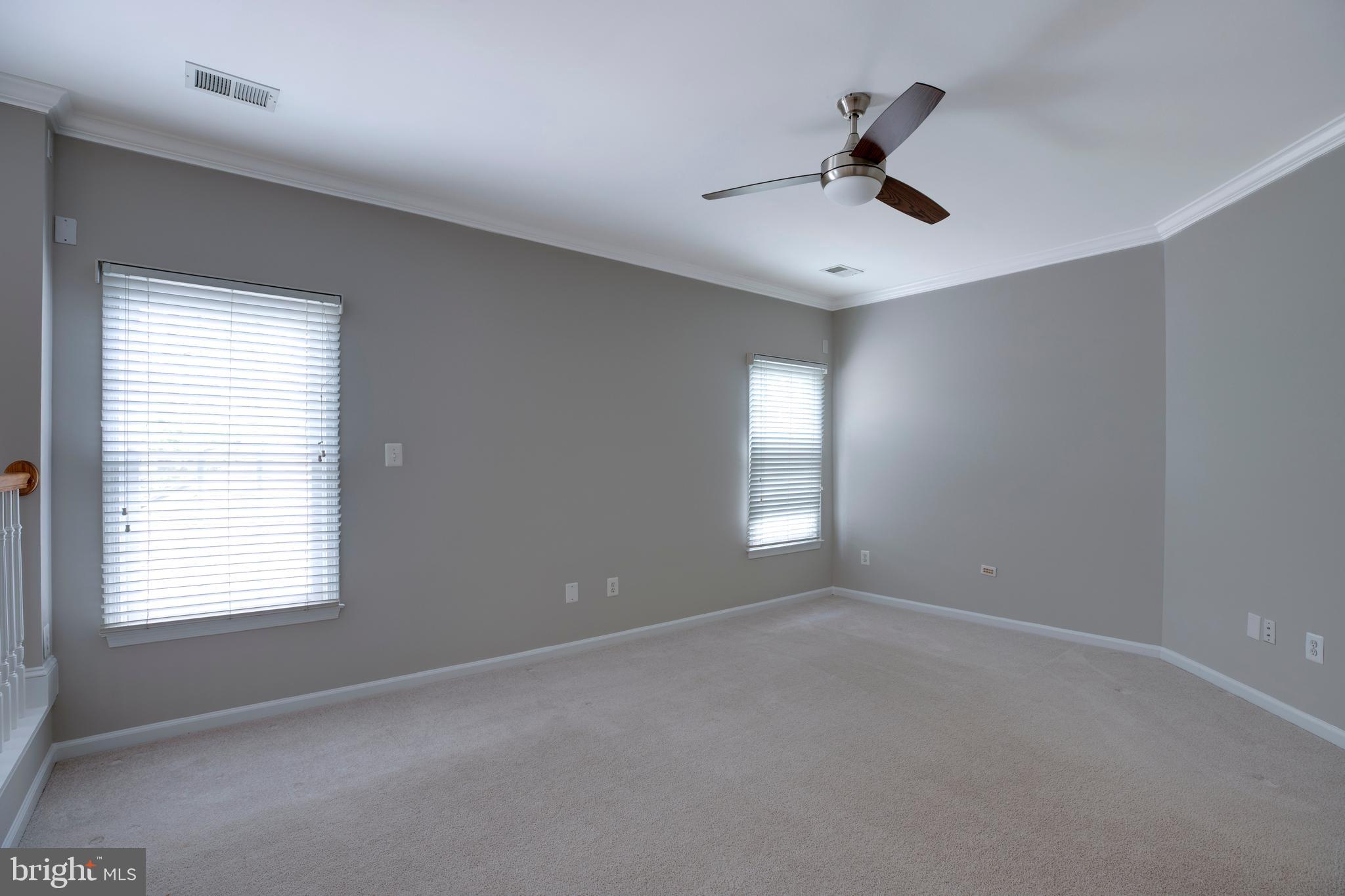 PARKSIDE MANOR - Residential