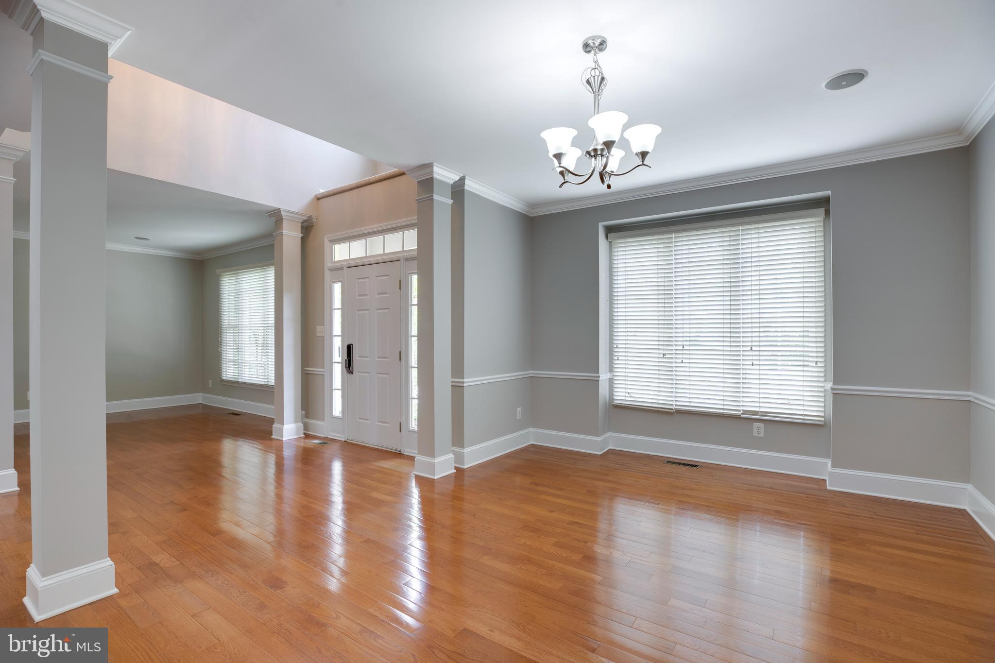 PARKSIDE MANOR - Residential