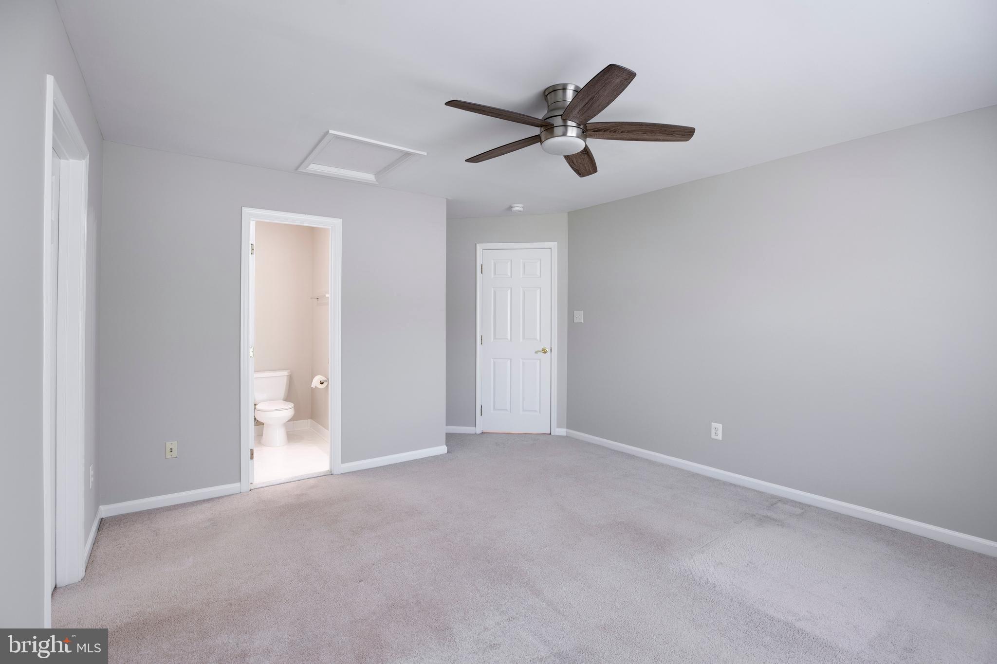 PARKSIDE MANOR - Residential