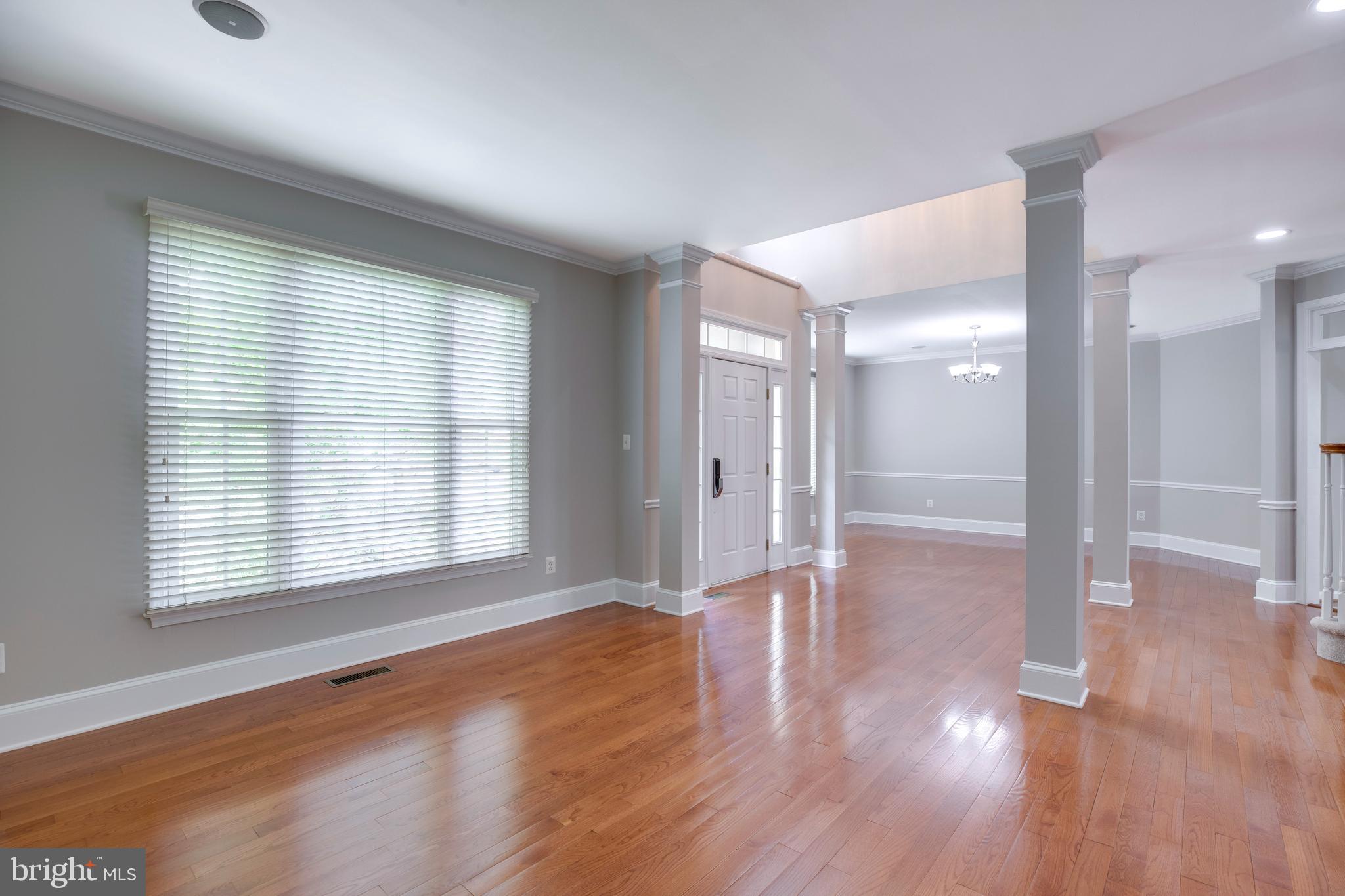 PARKSIDE MANOR - Residential