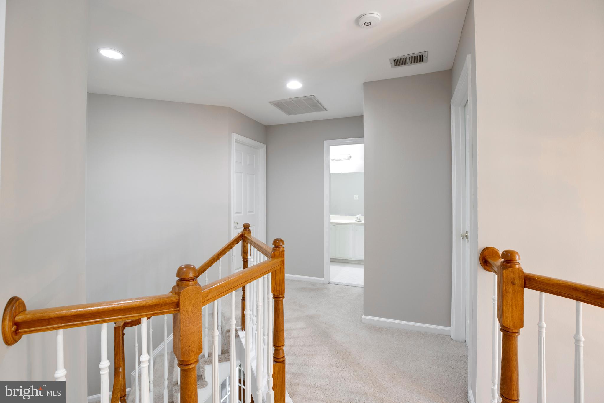 PARKSIDE MANOR - Residential