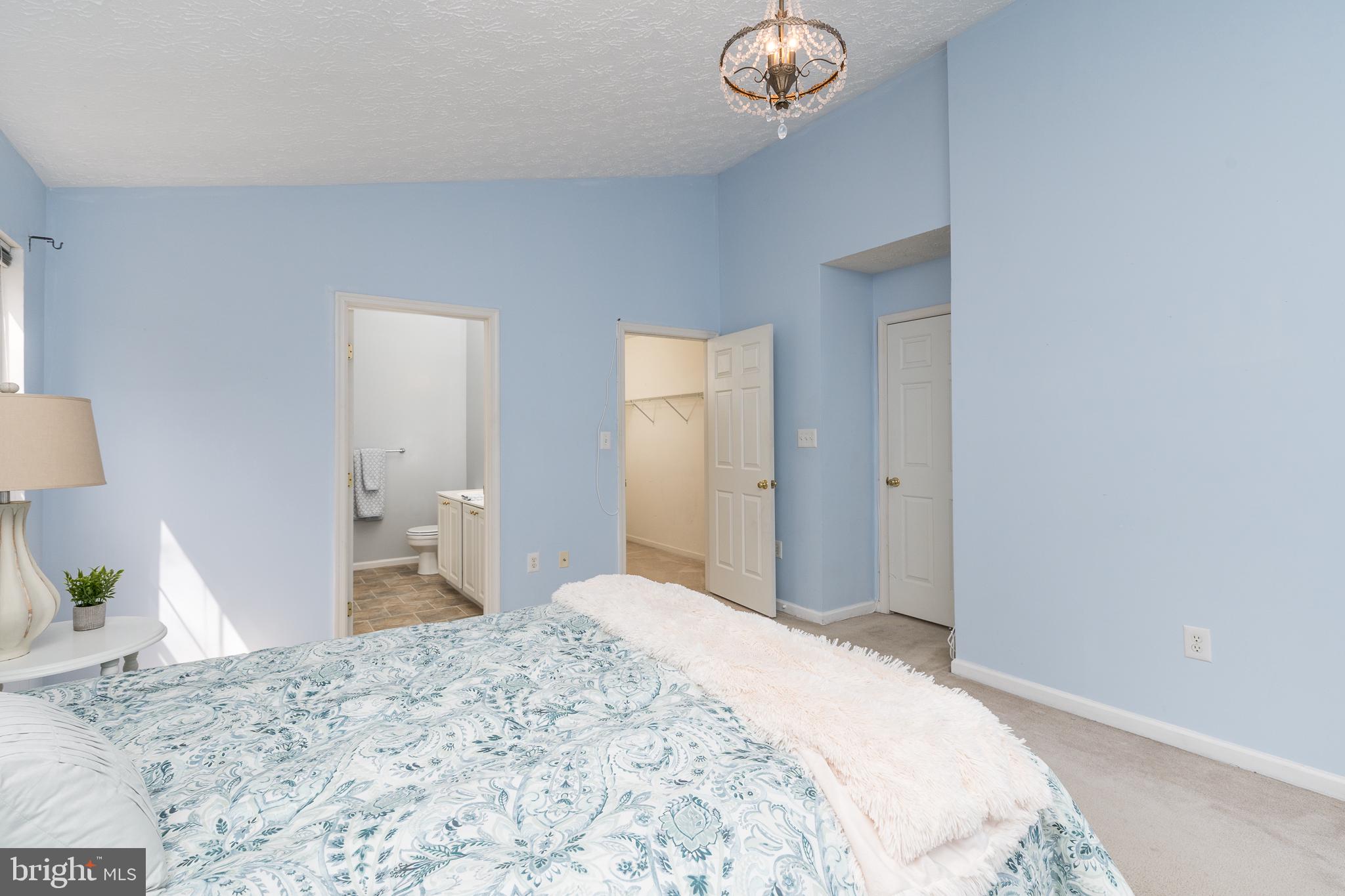 RUSSETT - Residential