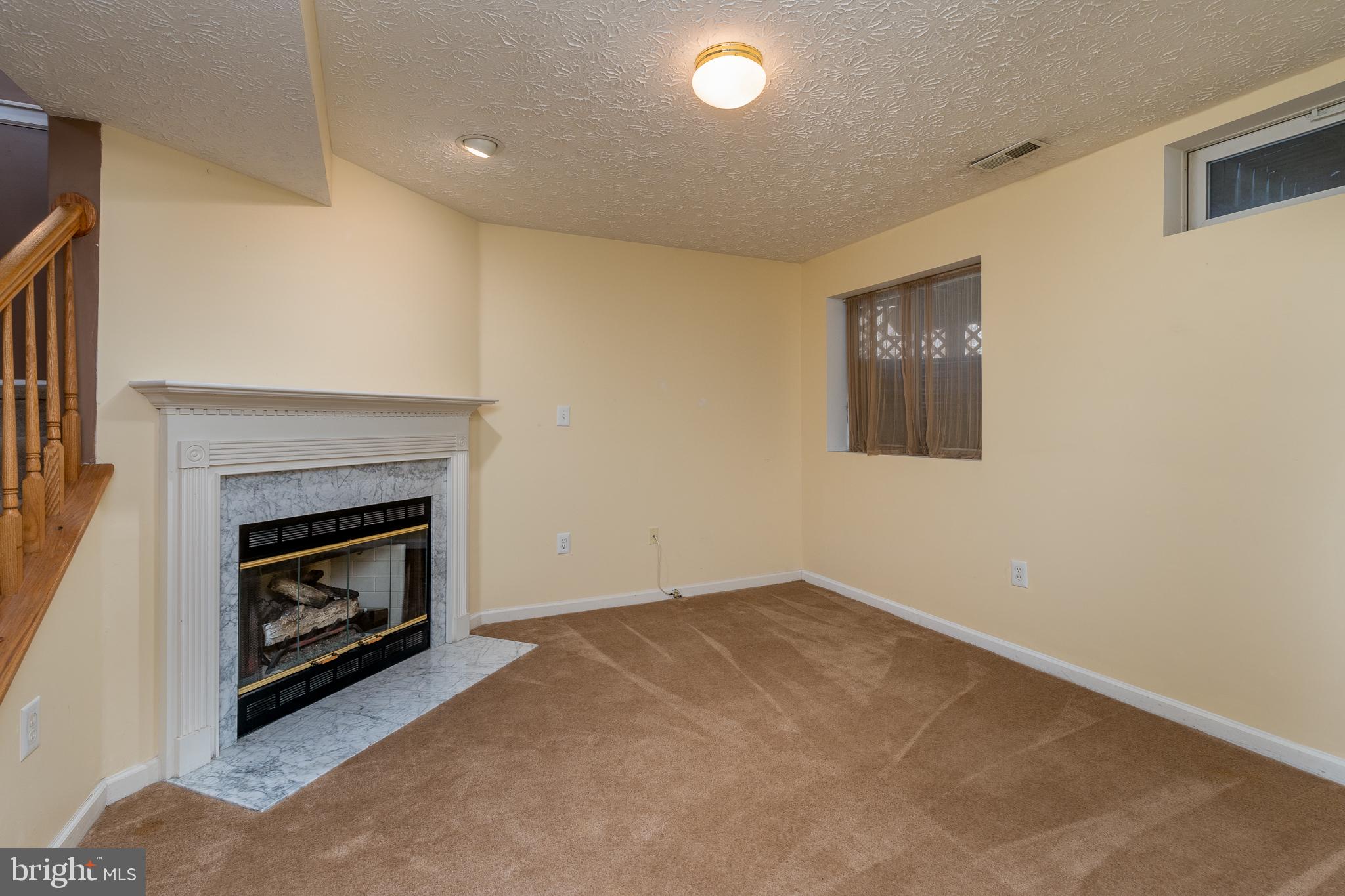 RUSSETT - Residential