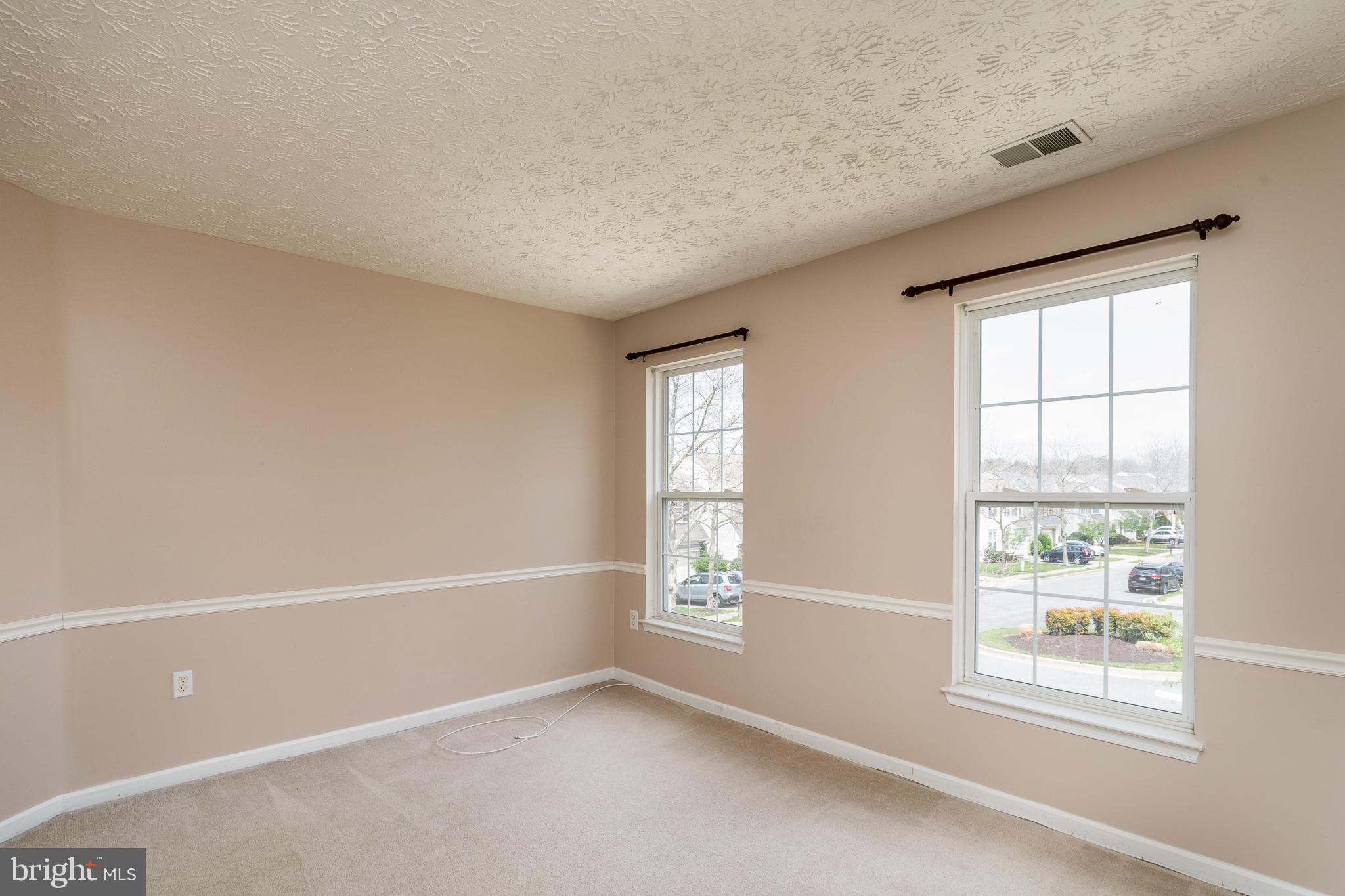 RUSSETT - Residential