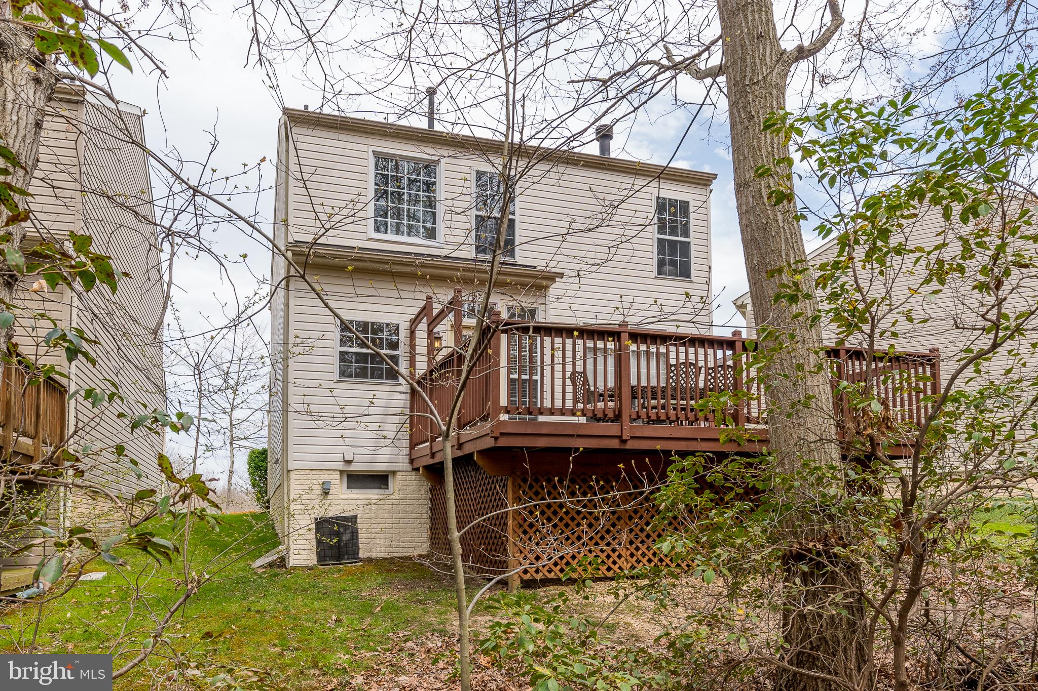RUSSETT - Residential
