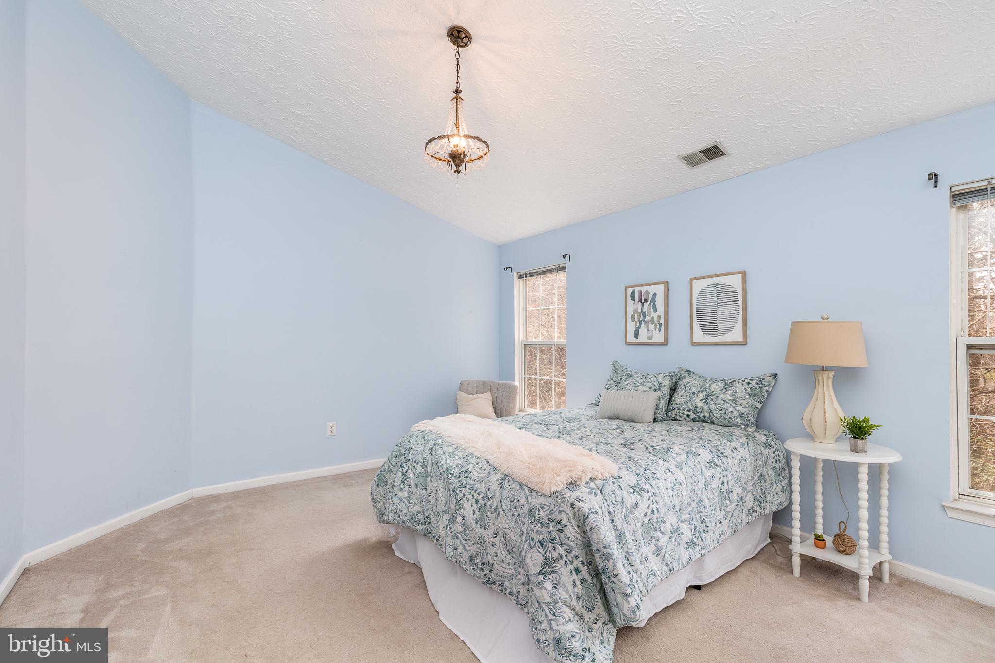 RUSSETT - Residential