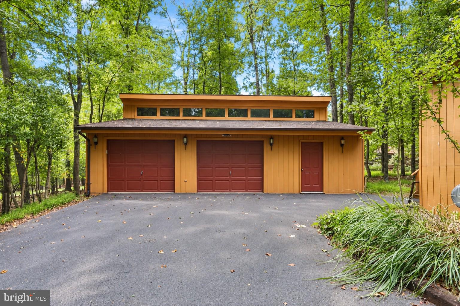 135 RUFFED GROUSE LANE