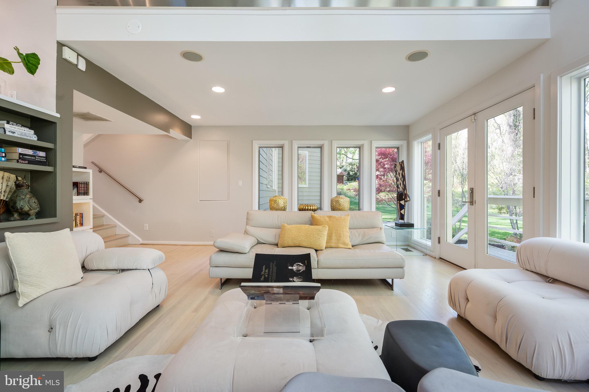 WOODMONT - Residential