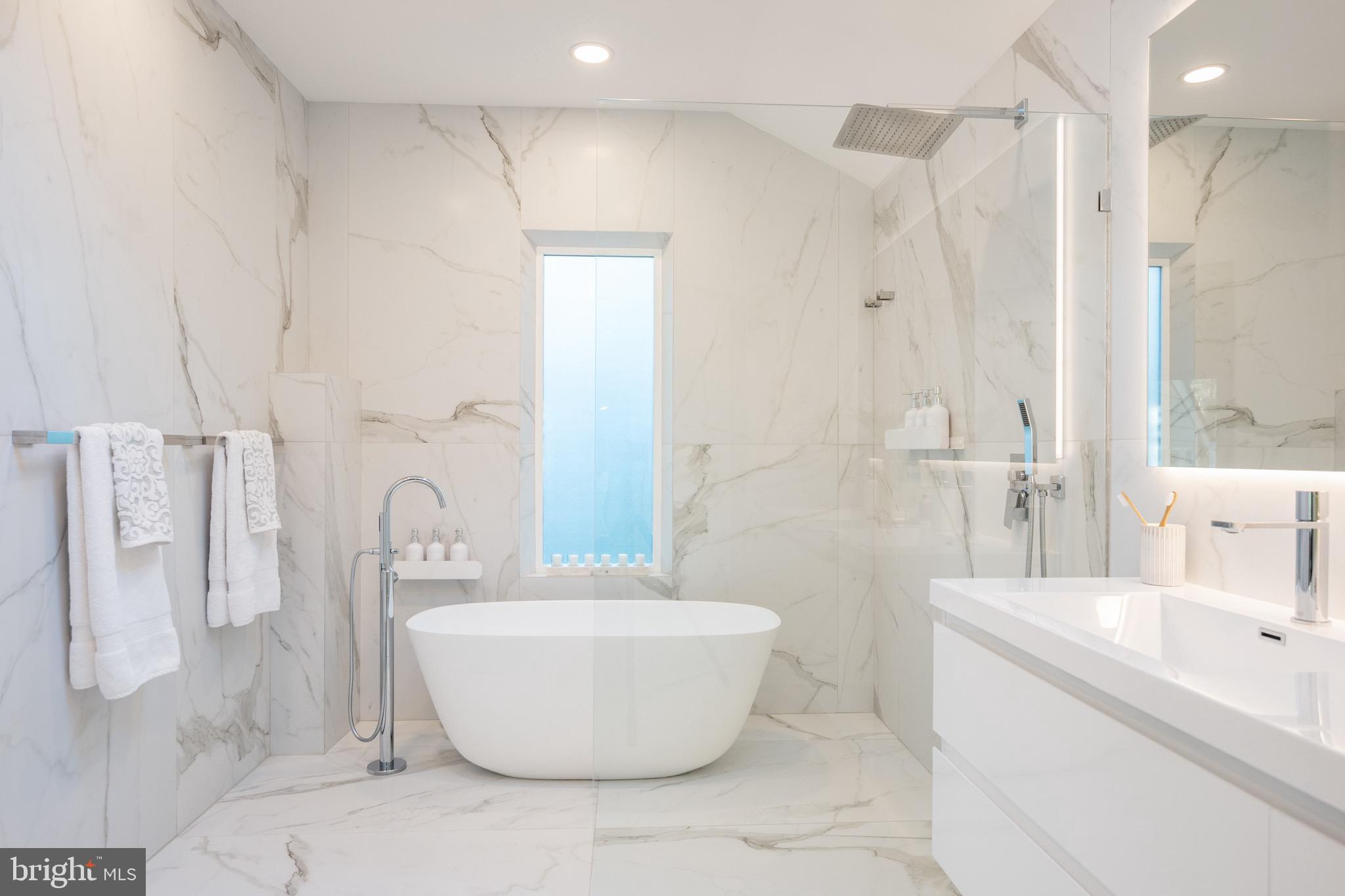 WOODMONT - Residential