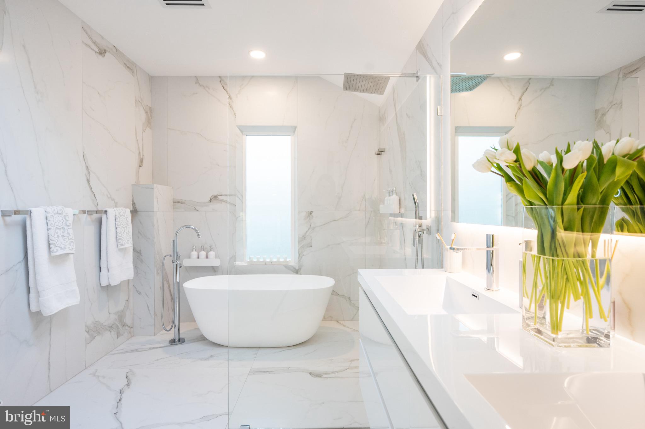 WOODMONT - Residential