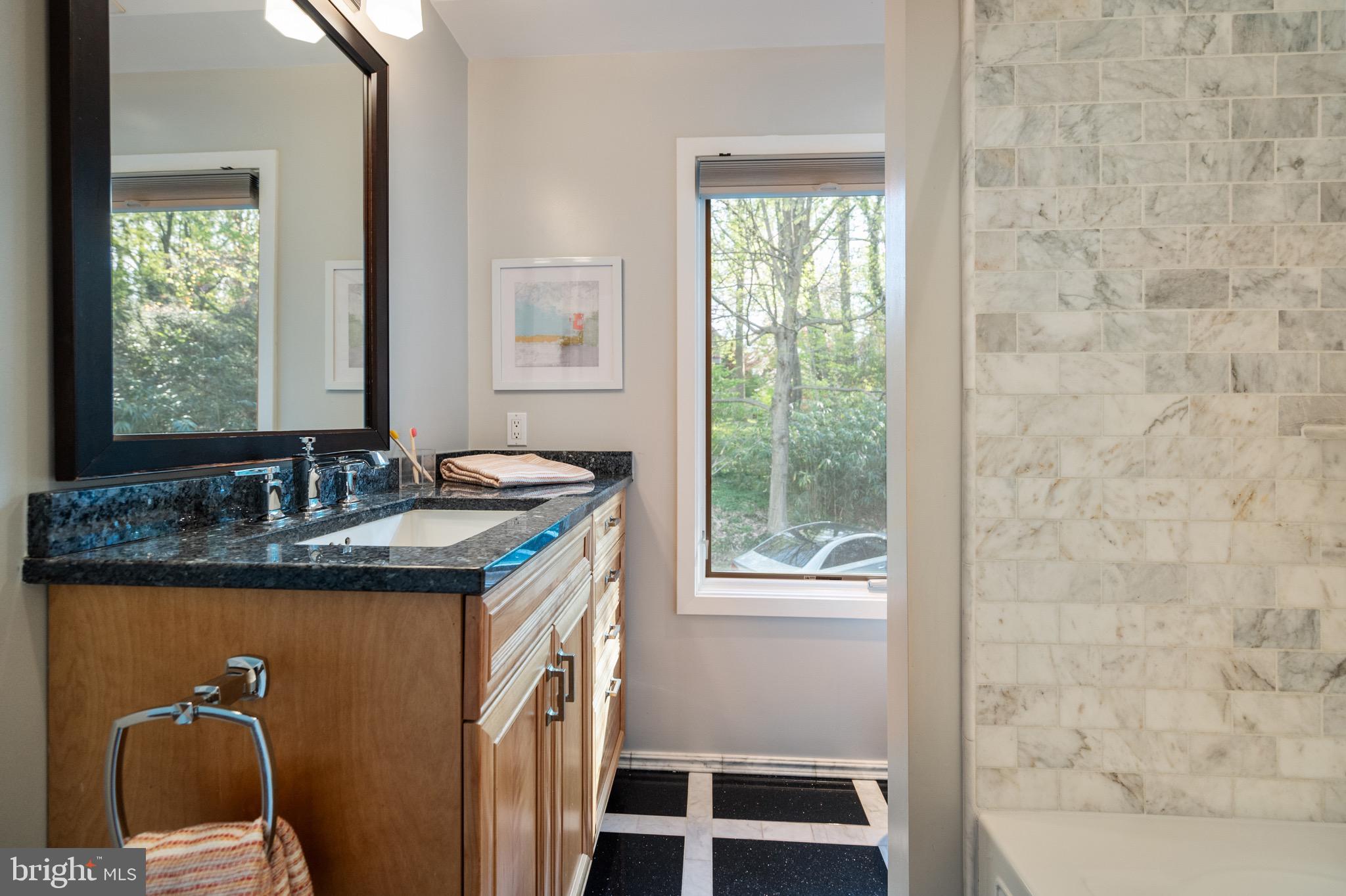 WOODMONT - Residential