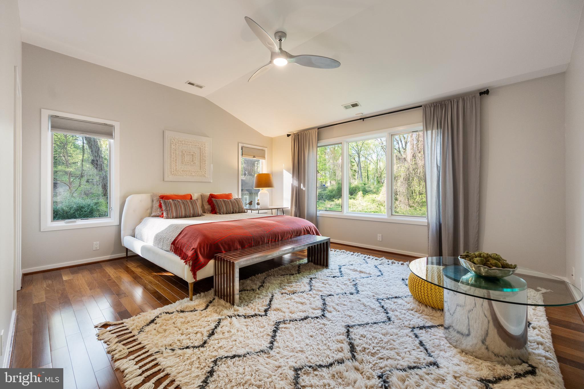 WOODMONT - Residential