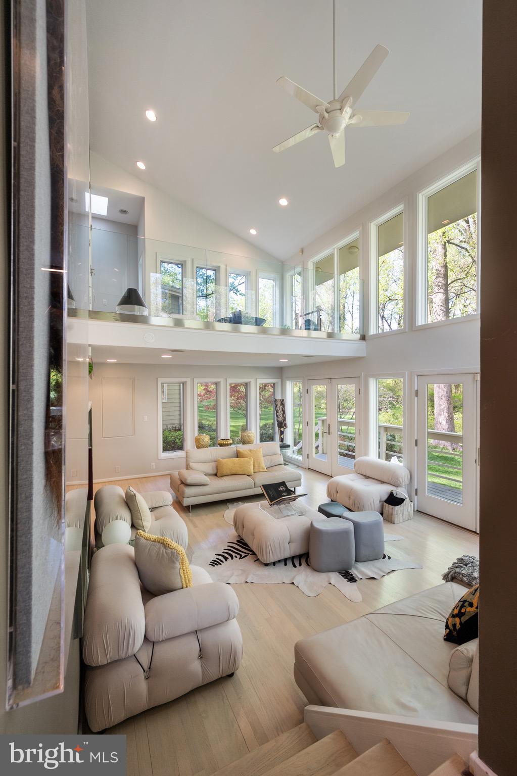 WOODMONT - Residential