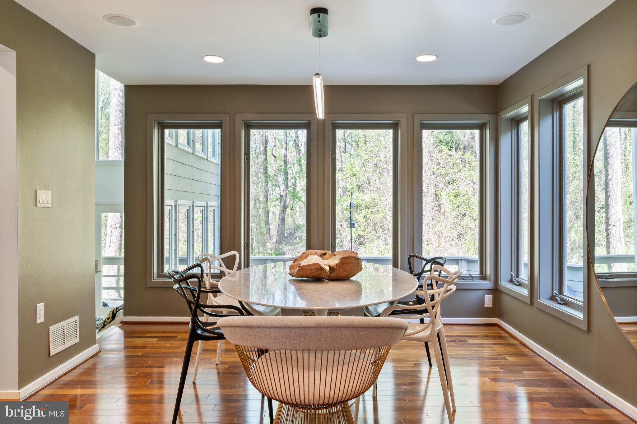 WOODMONT - Residential