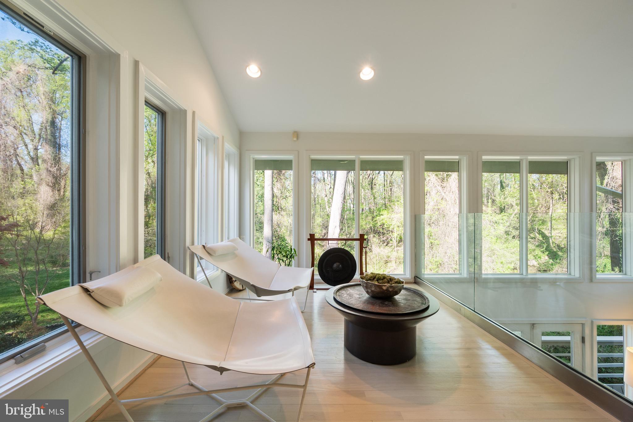 WOODMONT - Residential