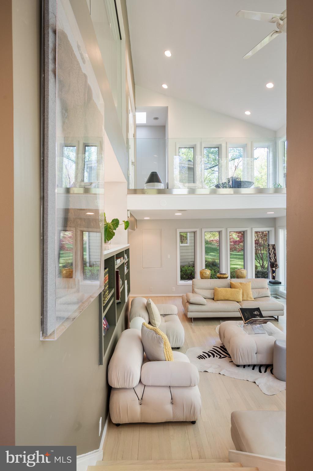 WOODMONT - Residential