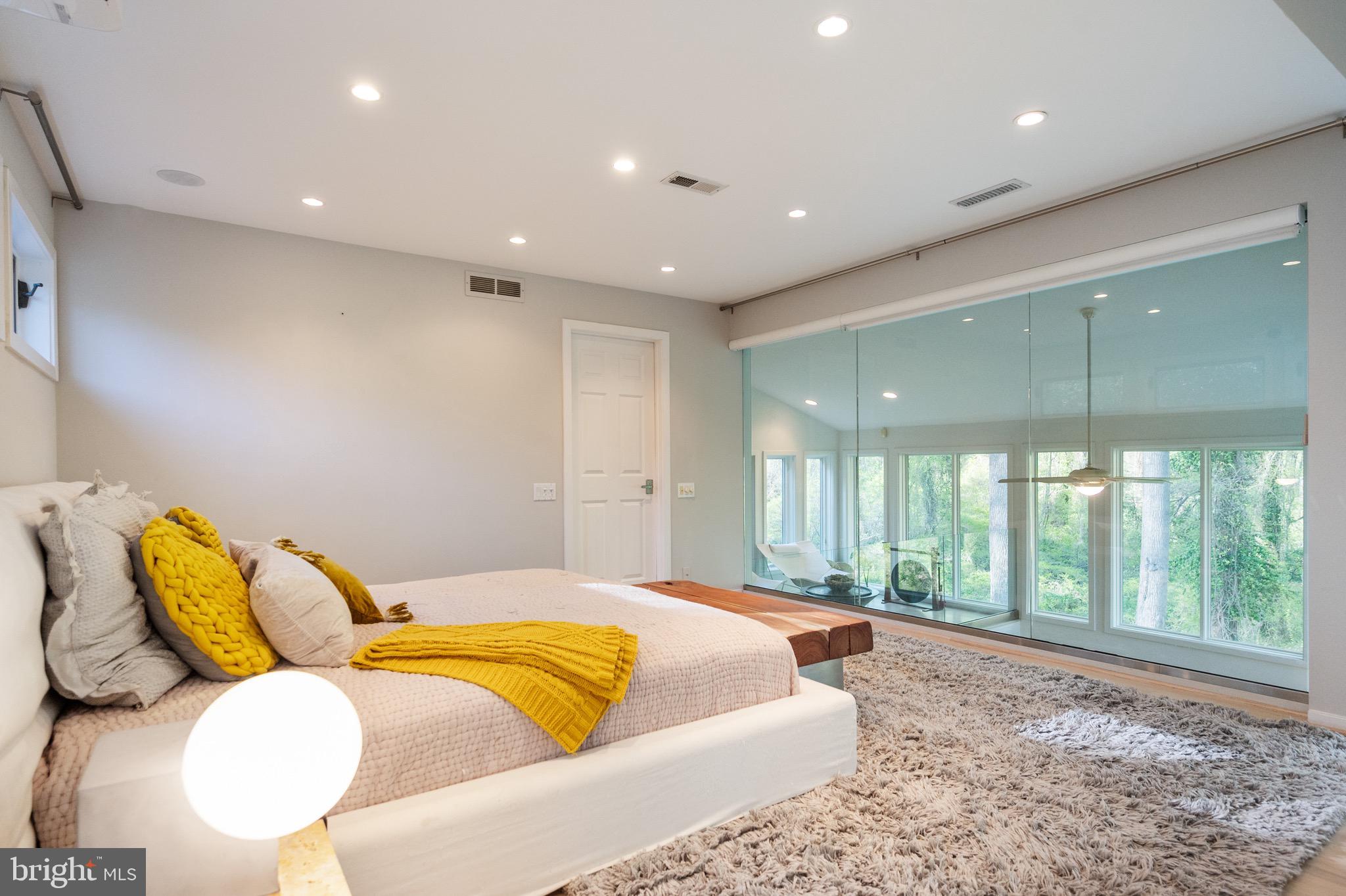 WOODMONT - Residential