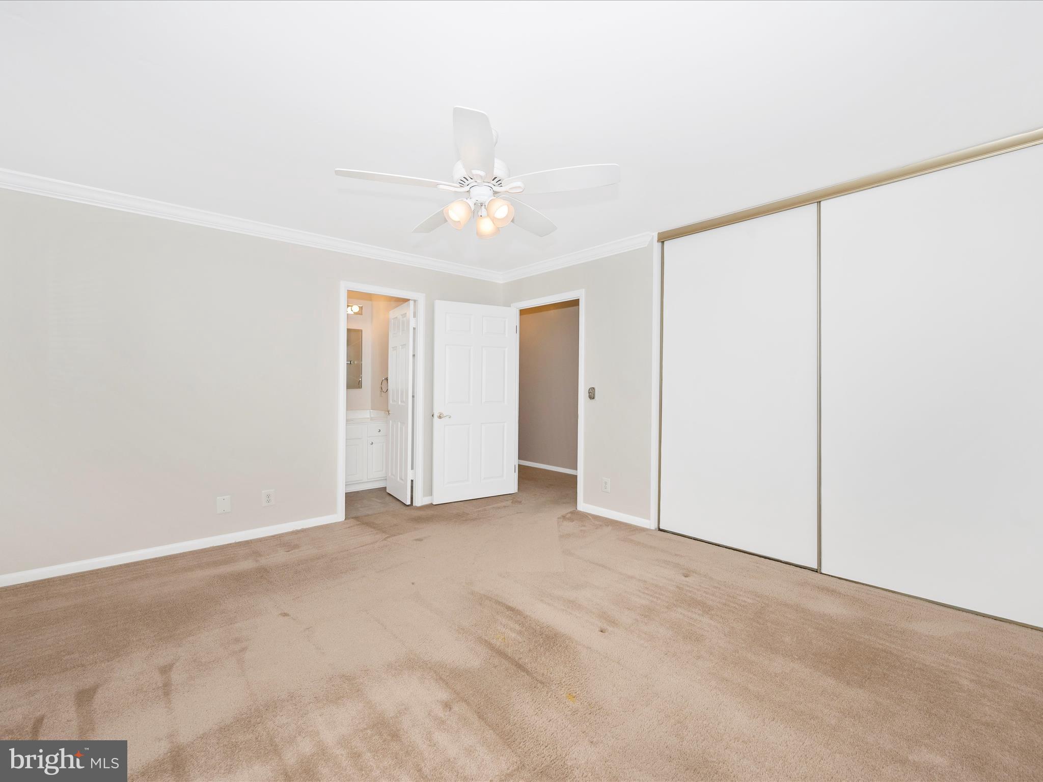 LEISURE WORLD - Residential