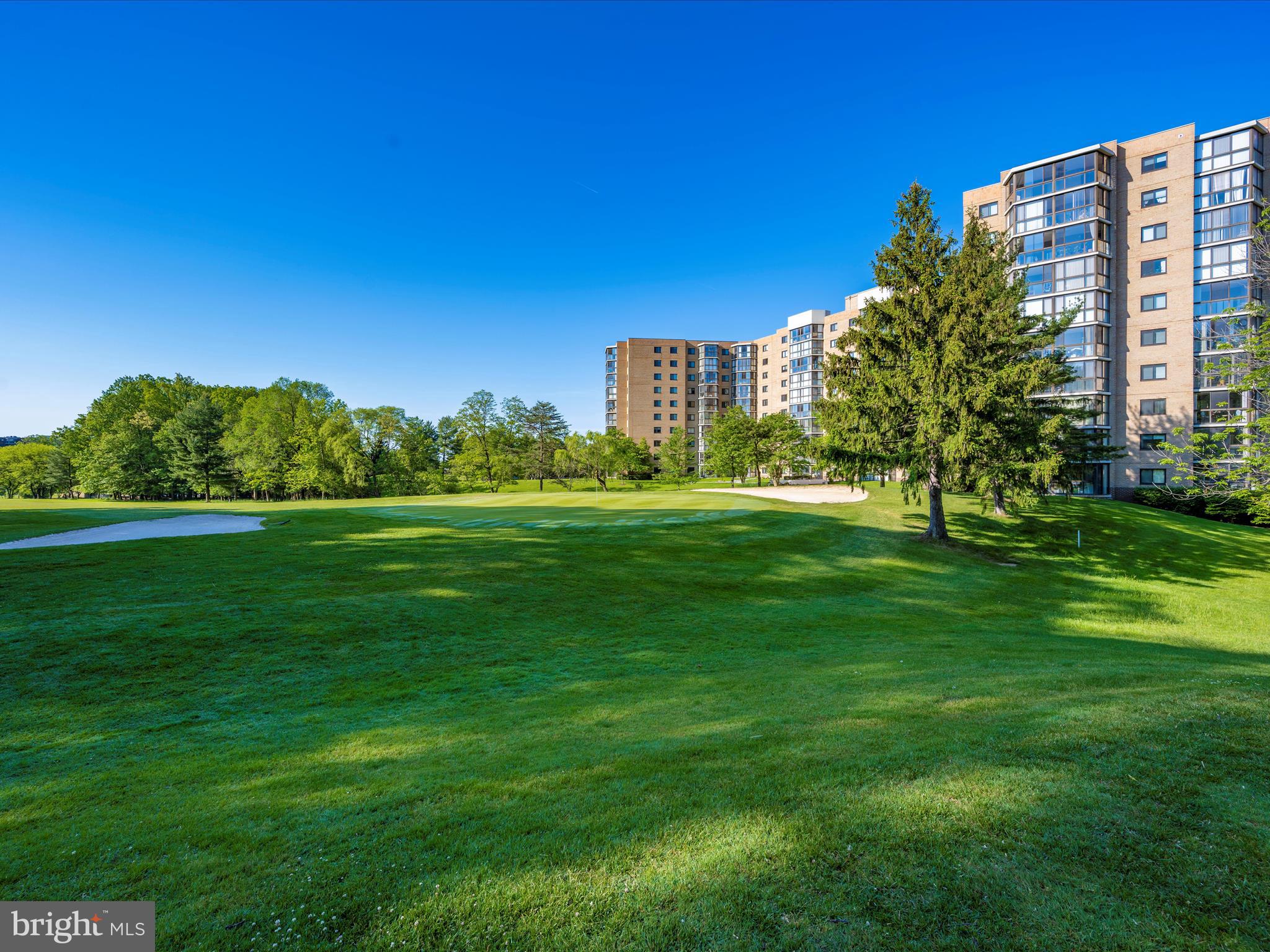 LEISURE WORLD - Residential