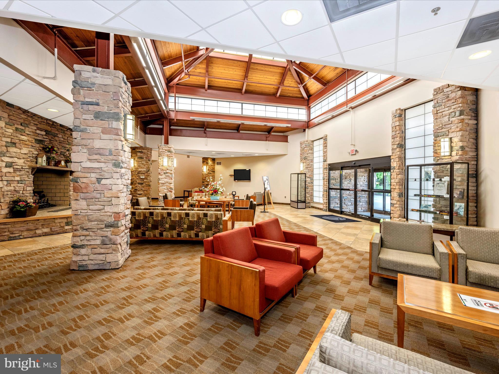 LEISURE WORLD - Residential