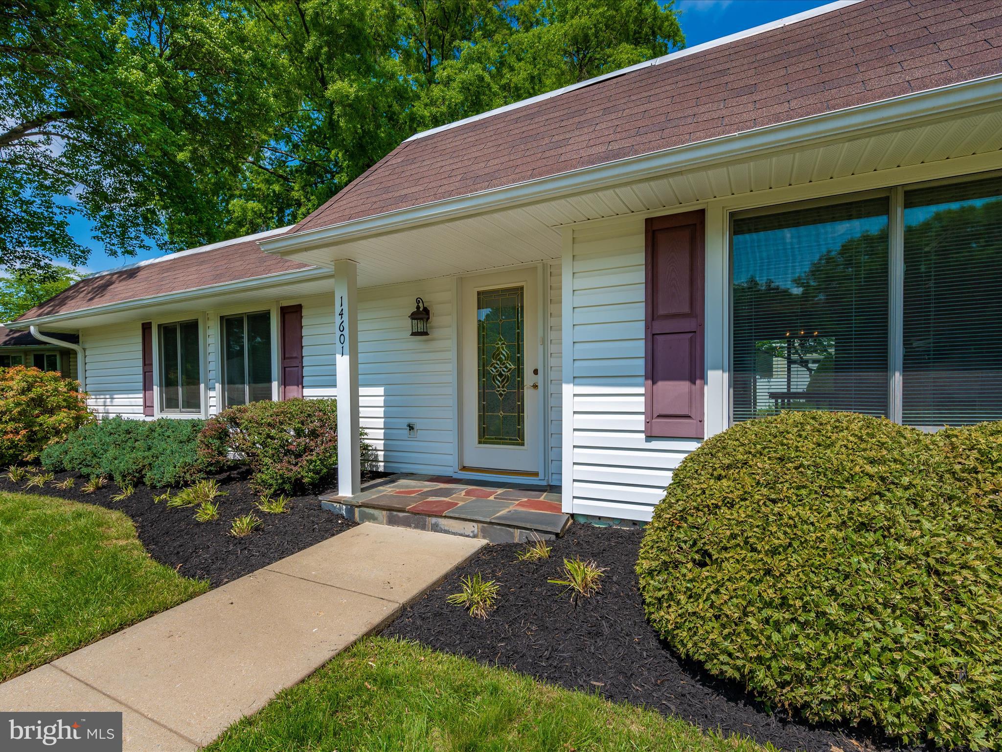 LEISURE WORLD - Residential