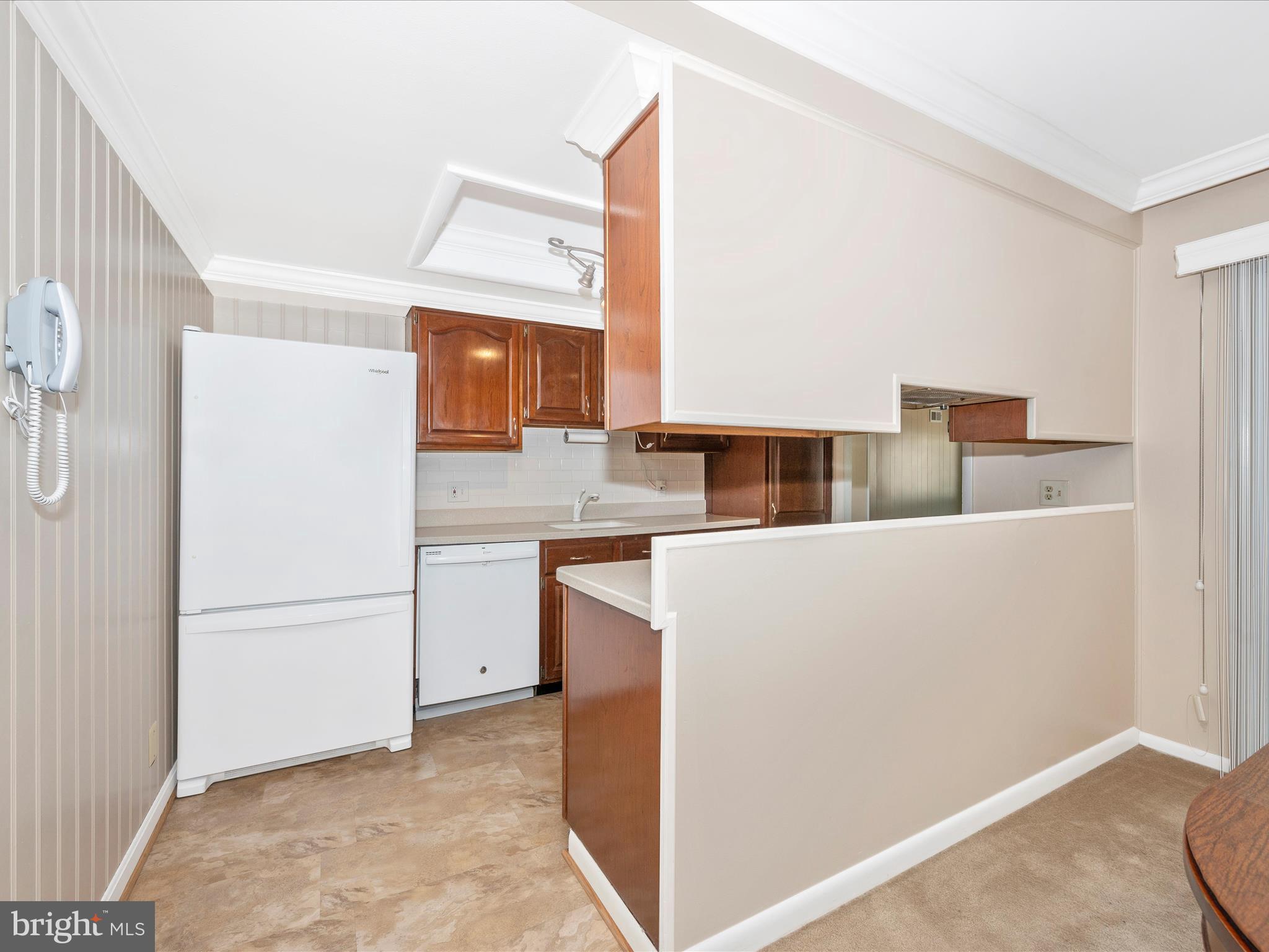 LEISURE WORLD - Residential