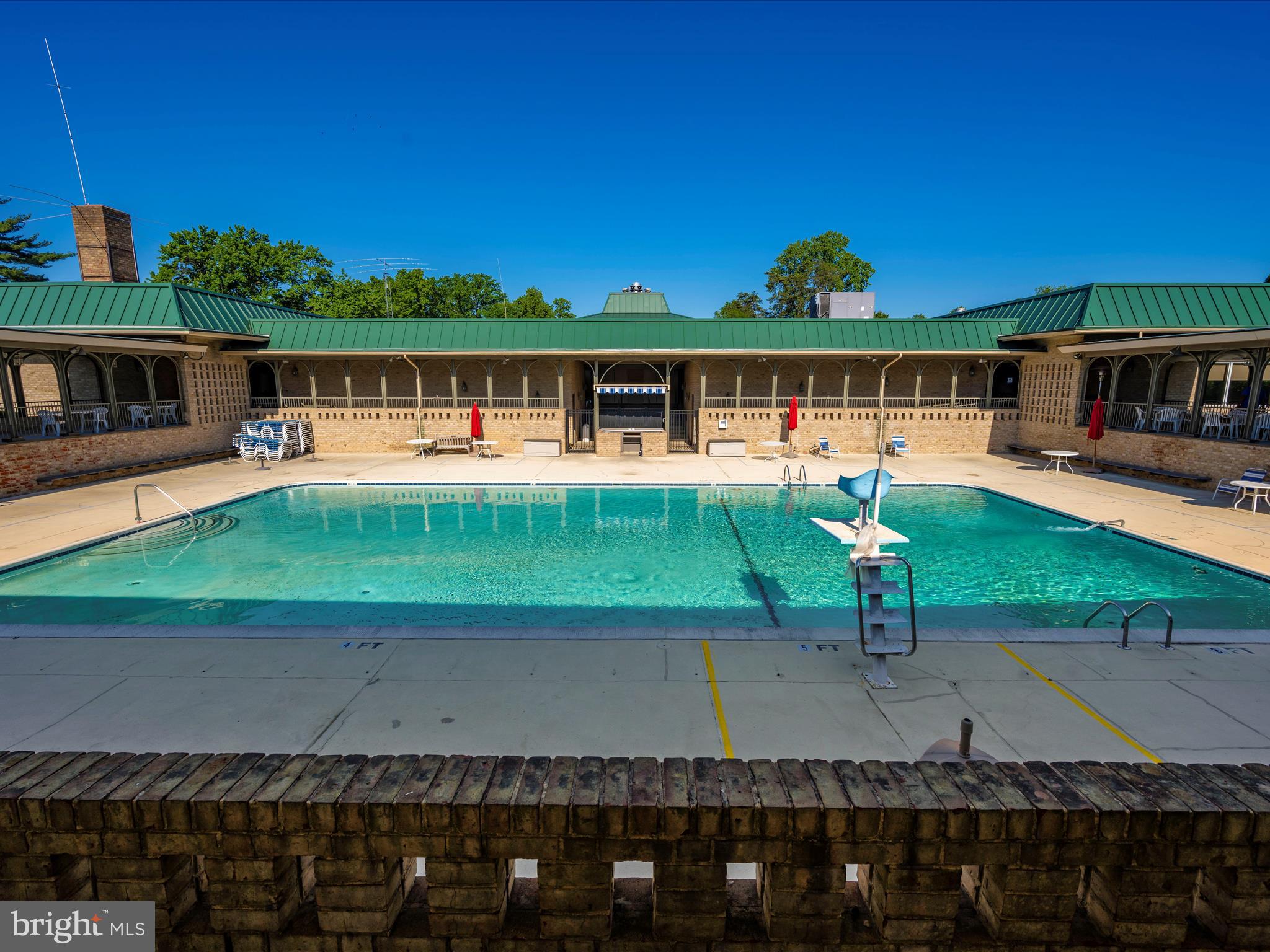 LEISURE WORLD - Residential