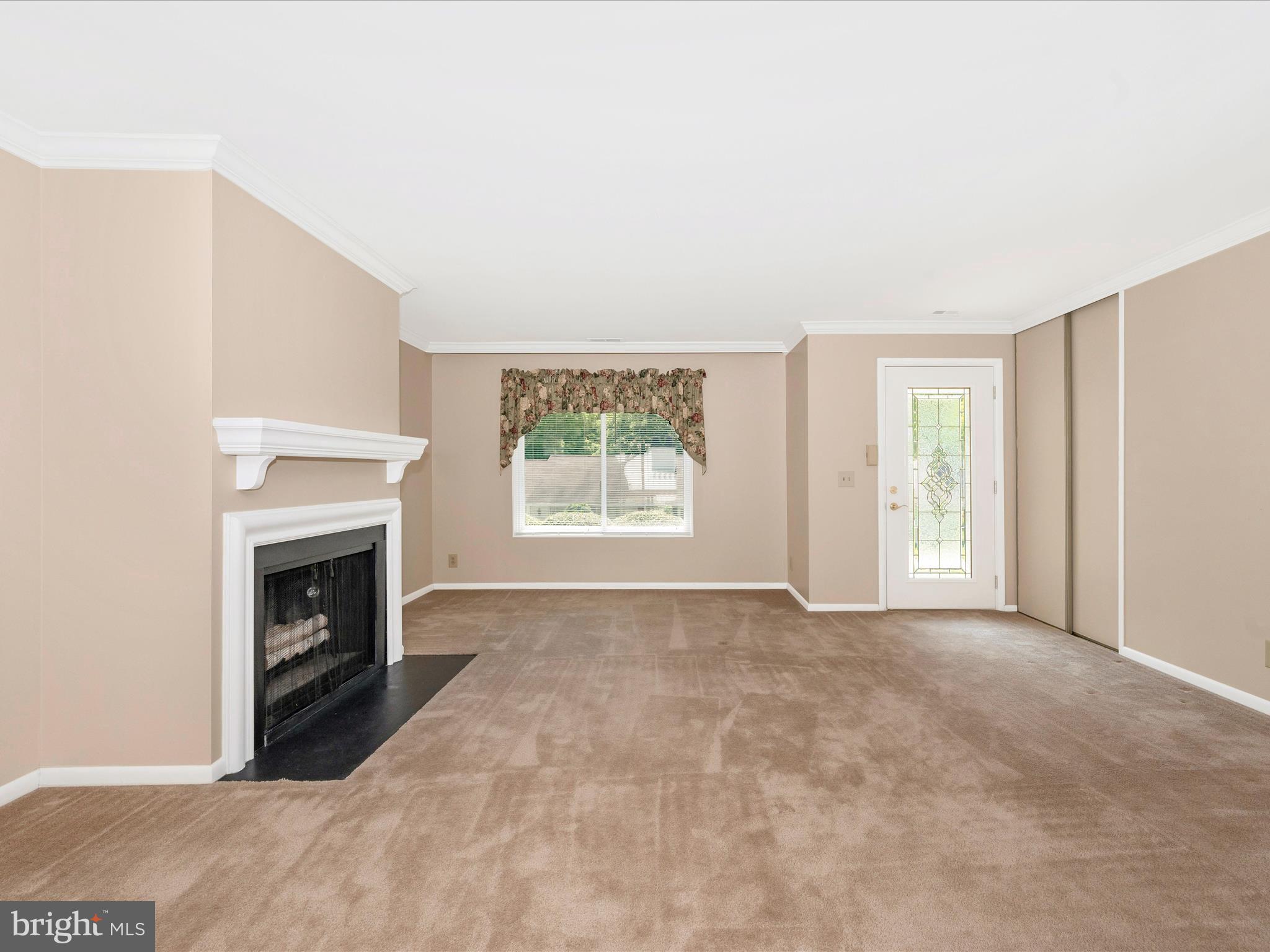 LEISURE WORLD - Residential