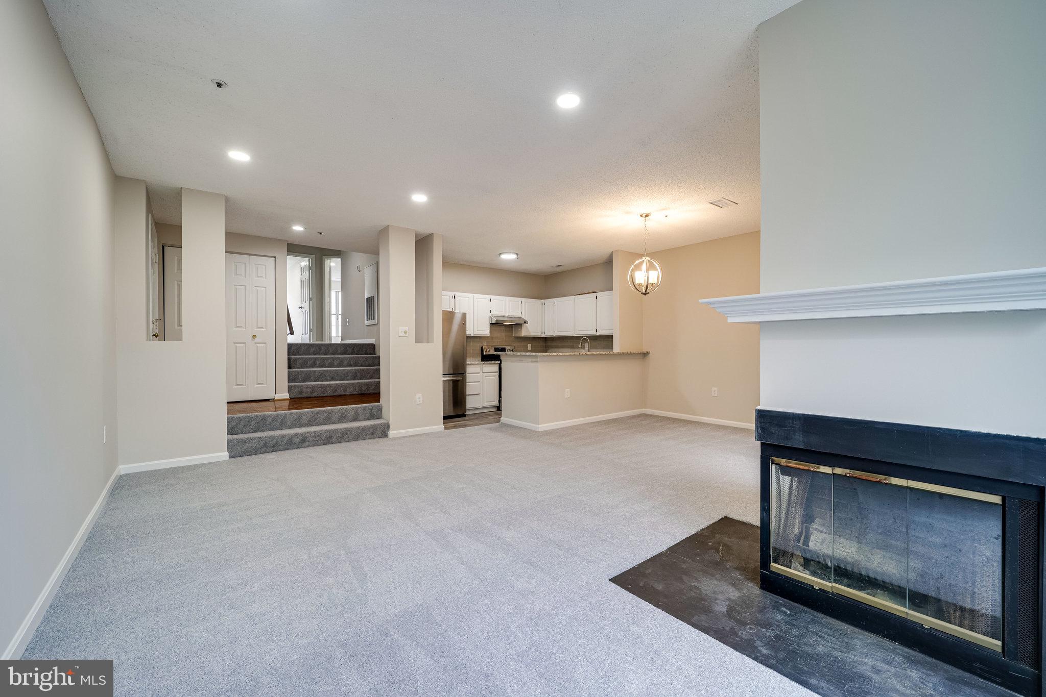 HILLWOOD - Residential