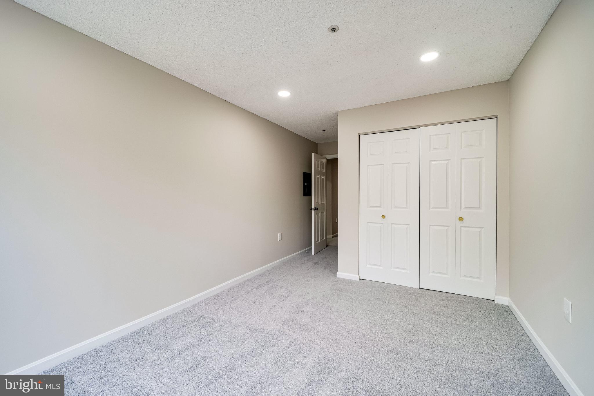 HILLWOOD - Residential