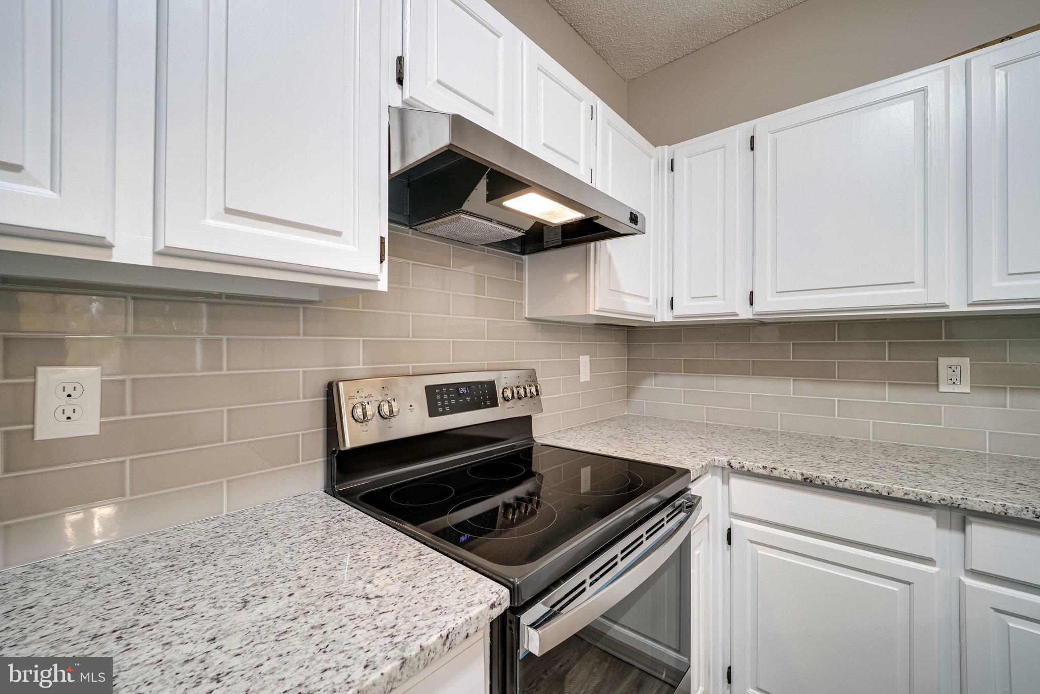 HILLWOOD - Residential