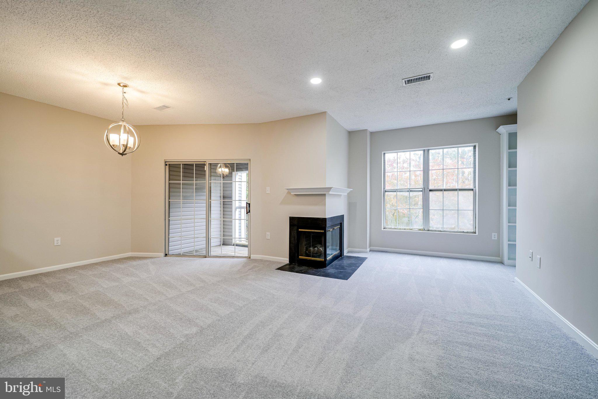 HILLWOOD - Residential