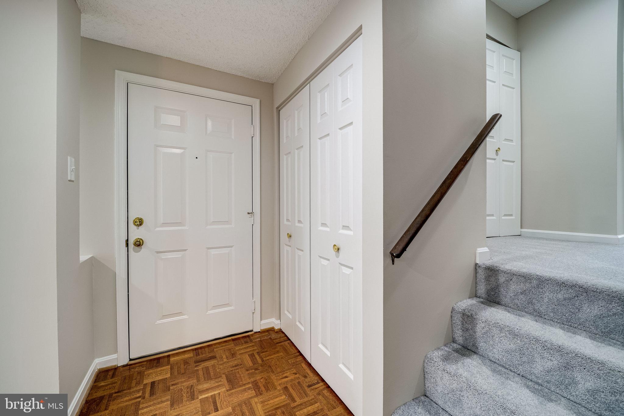 HILLWOOD - Residential