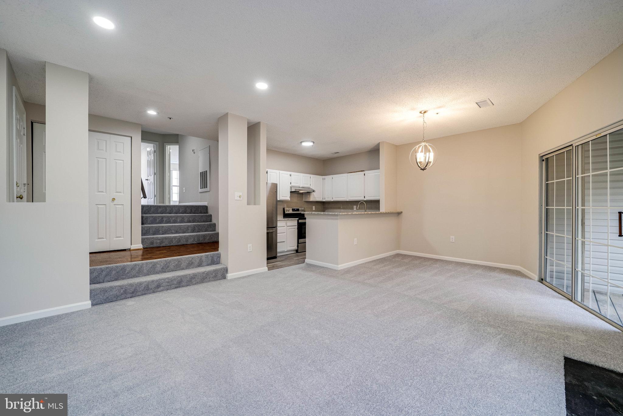 HILLWOOD - Residential