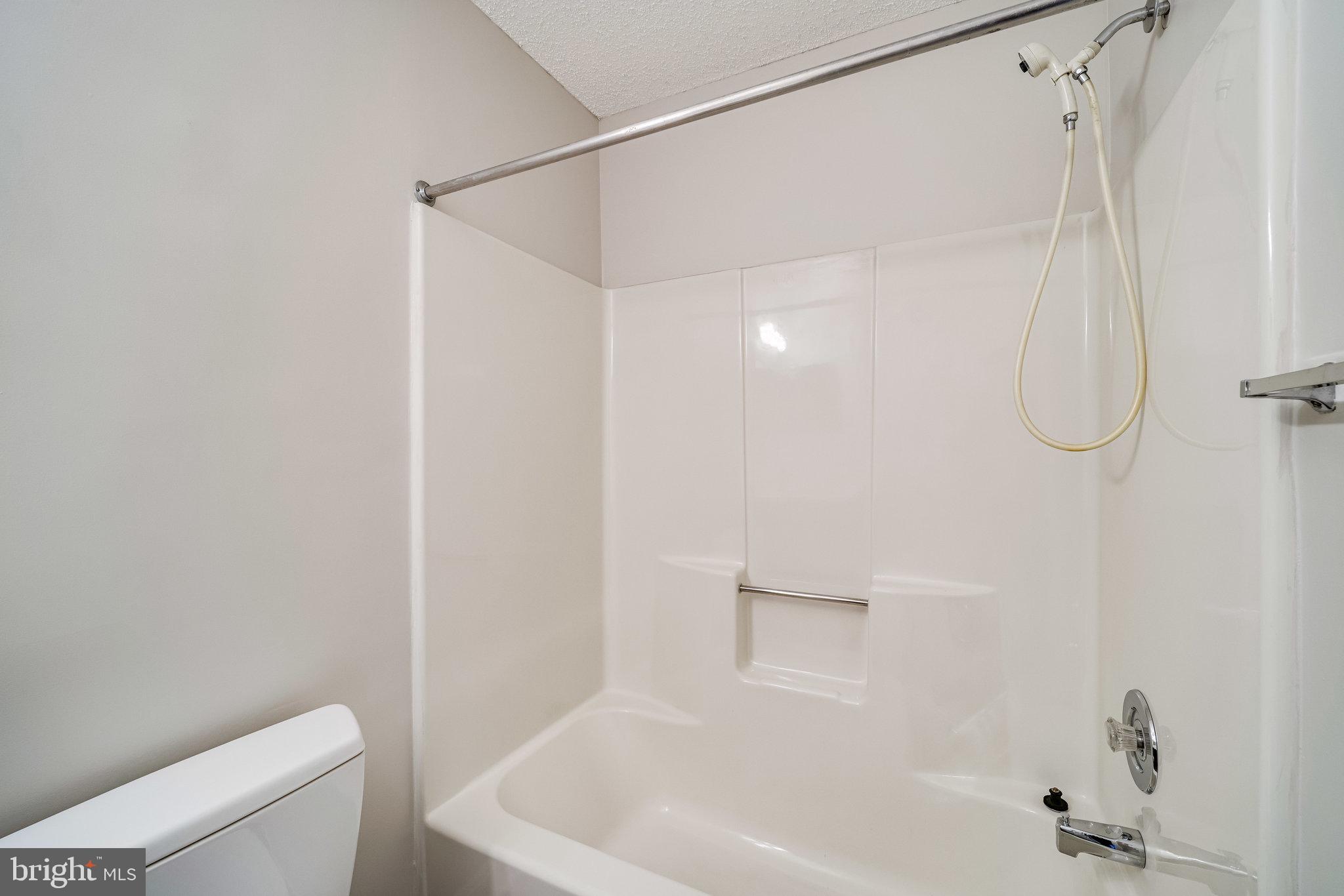 HILLWOOD - Residential