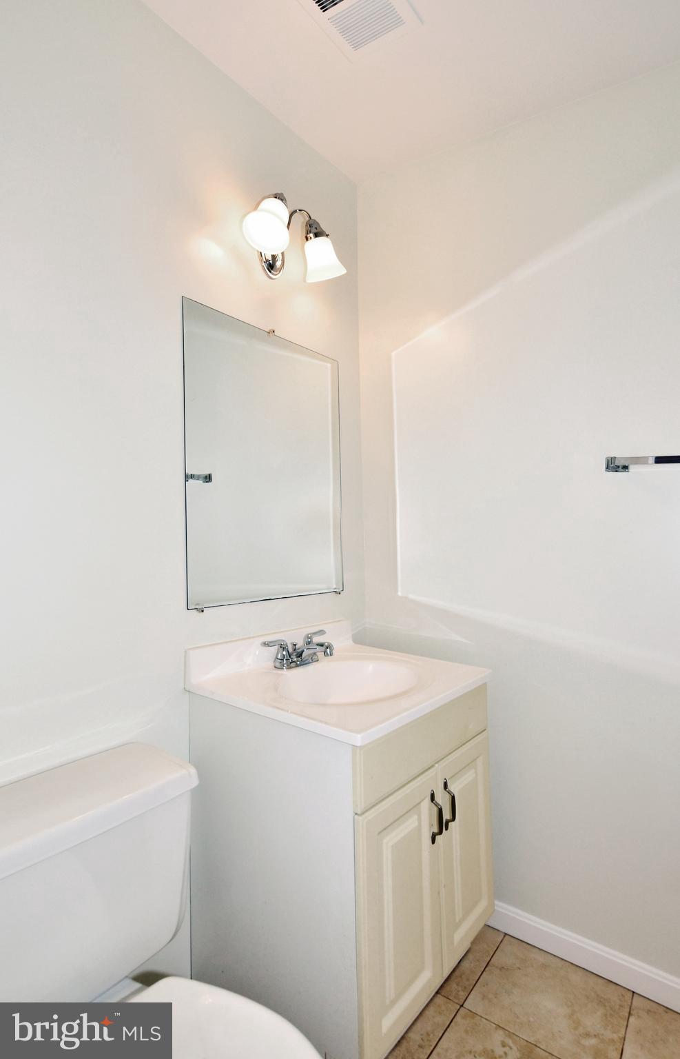 NEW MARK COMMONS - Residential Lease