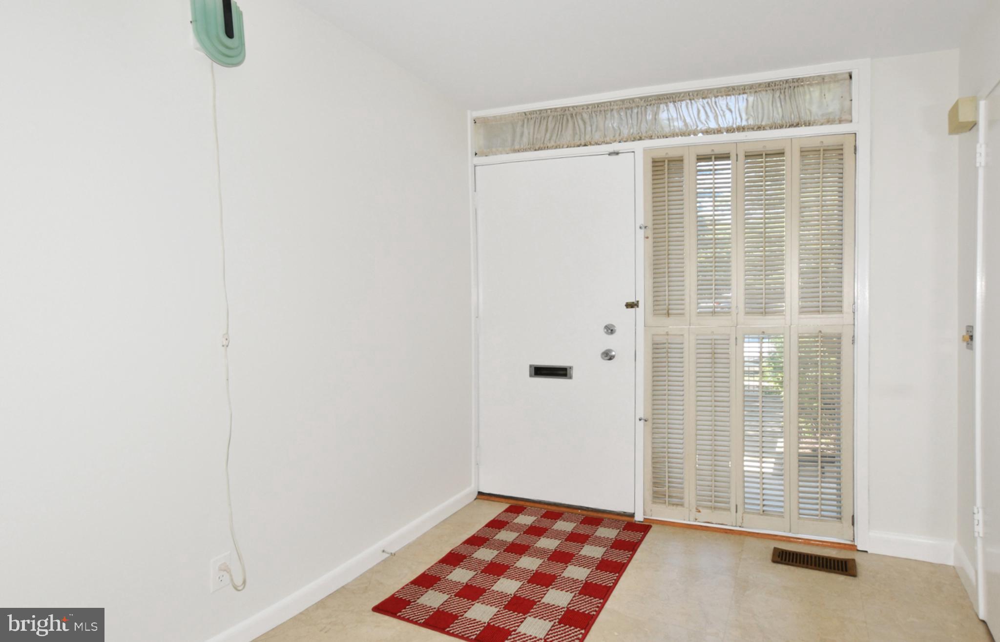 NEW MARK COMMONS - Residential Lease