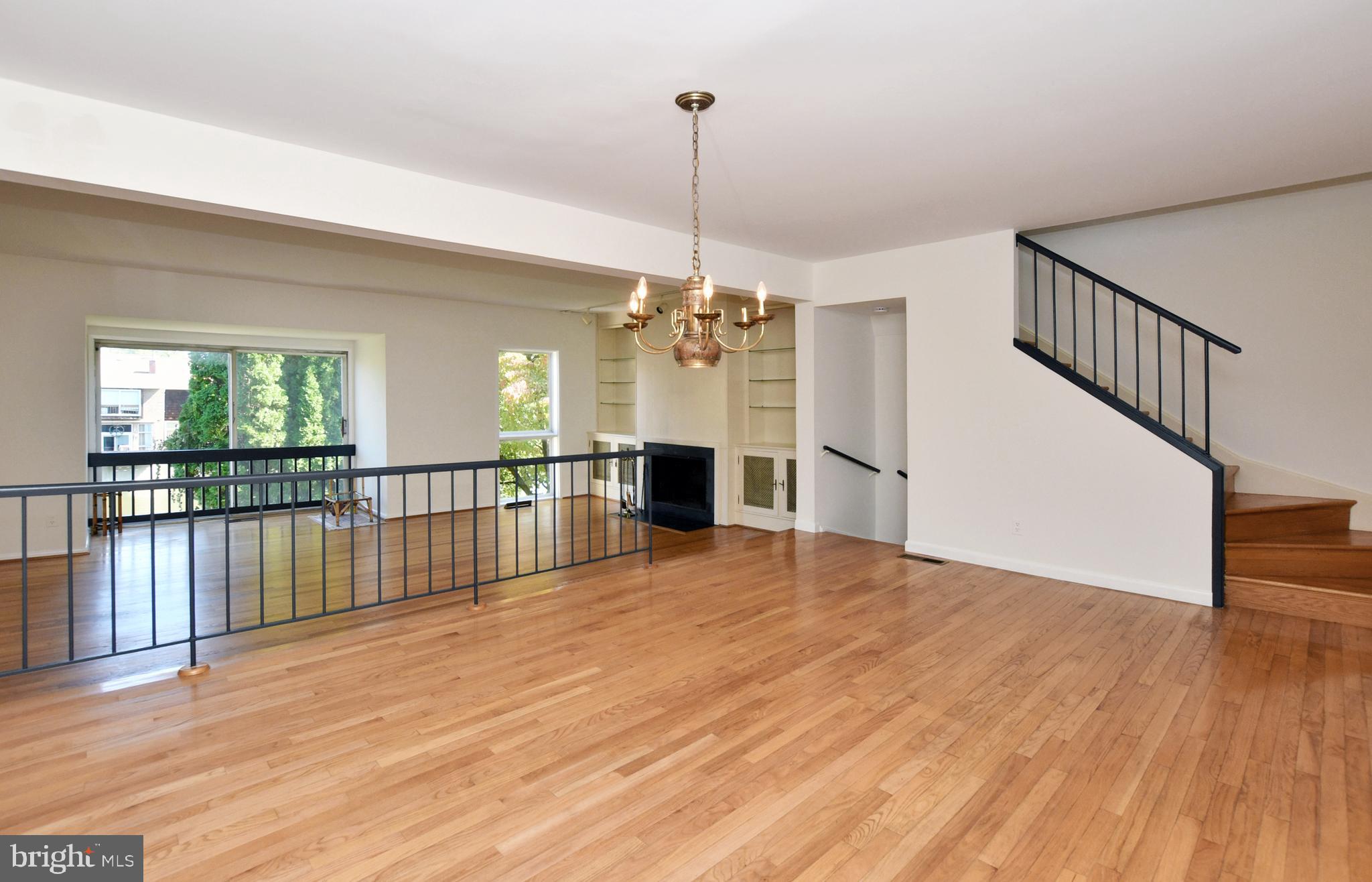 NEW MARK COMMONS - Residential Lease