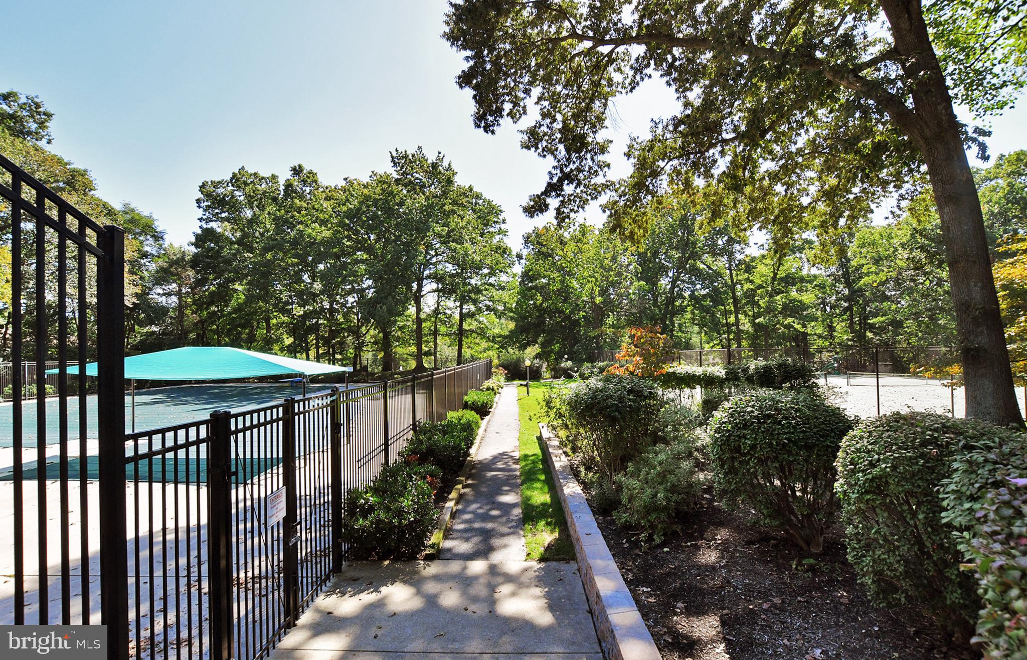 NEW MARK COMMONS - Residential Lease