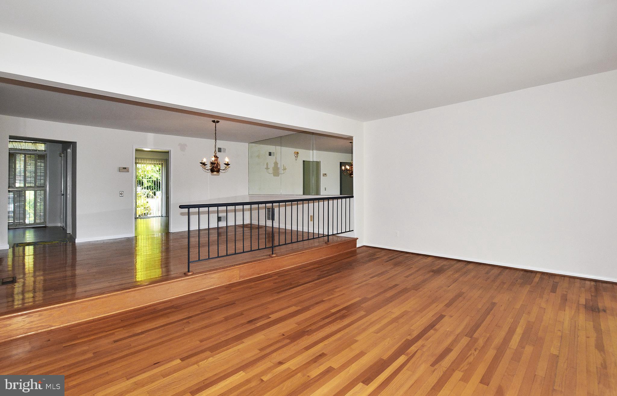 NEW MARK COMMONS - Residential Lease