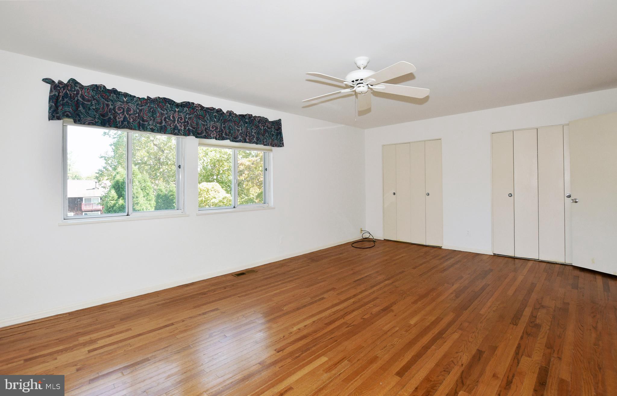 NEW MARK COMMONS - Residential Lease