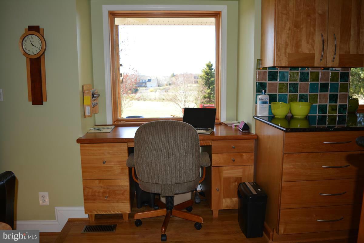 ENGLISH MEADOWS - Residential