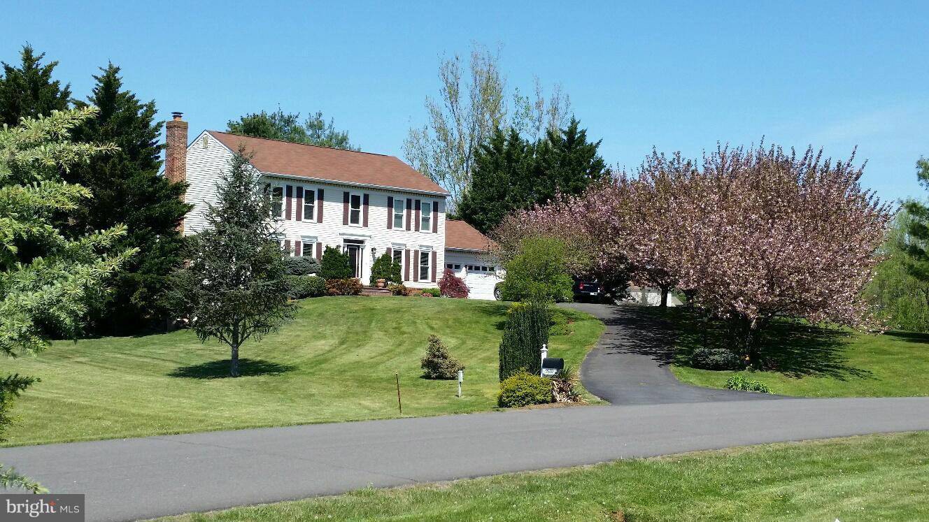 ENGLISH MEADOWS - Residential