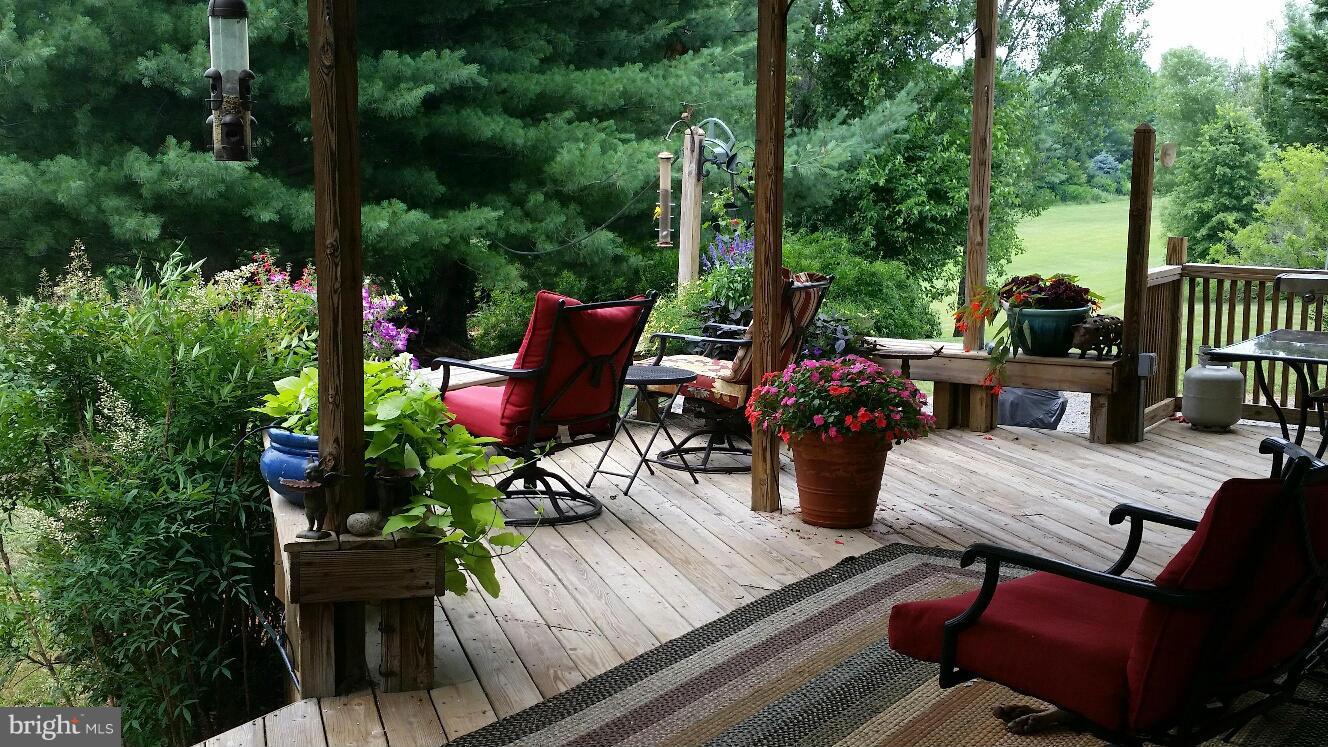 ENGLISH MEADOWS - Residential