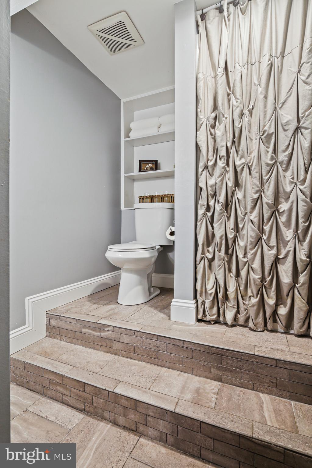 NORTHGATE WOODS - Residential